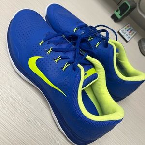 Men’s Nike Golfing Shoes - BRAND NEW